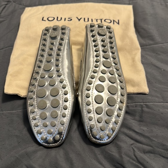 🔥💋🔥Louis Vuitton silver Loafers🔥🔥💋 - Picture 5 of 12